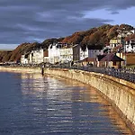 Puddleduck - Part Of The The Bay Village With Pool, Gym And Direct Access, Pub, Restaurant, Tennis And Meadows Walks Filey