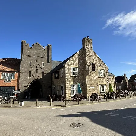 Puddleduck - Part Of The The Bay Village With Pool, Gym And Direct Access, Pub, Restaurant, Tennis And Meadows Walks