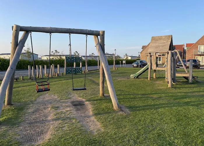 Puddleduck - Part Of The The Bay Village With Pool, Gym And Direct Access, Pub, Restaurant, Tennis And Meadows Walks Filey