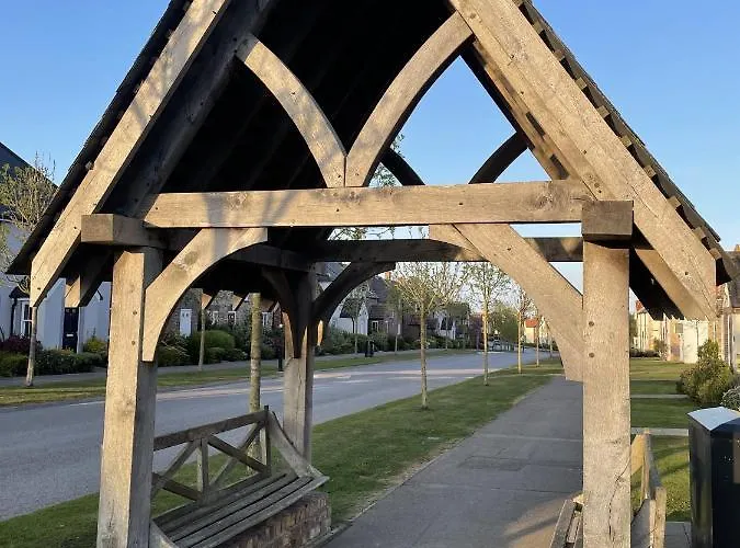 Puddleduck - Part Of The The Bay Village With Pool, Gym And Direct Access, Pub, Restaurant, Tennis And Meadows Walks