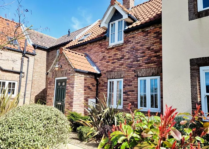 Puddleduck - Part Of The The Bay Village With Pool, Gym And Direct Access, Pub, Restaurant, Tennis And Meadows Walks *