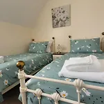 Puddleduck - Part Of The The Bay Village With Pool, Gym And Direct Access, Pub, Restaurant, Tennis And Meadows Walks * Filey