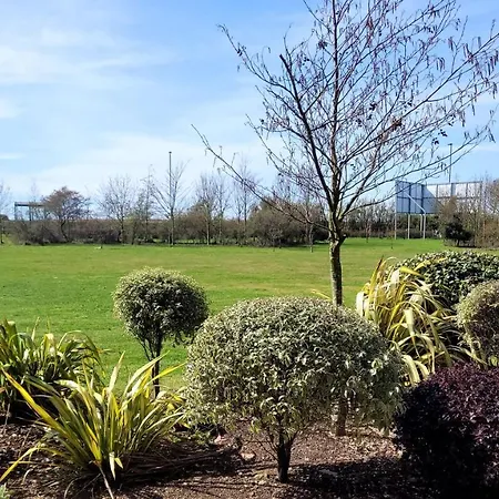 Puddleduck - Part Of The The Bay Village With Pool, Gym And Direct Access, Pub, Restaurant, Tennis And Meadows Walks Filey